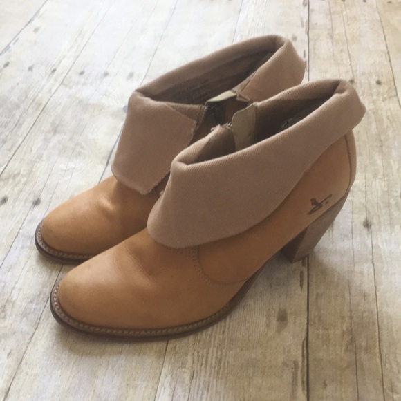 J Shoes Saloon Booties - Picture 3 of 8